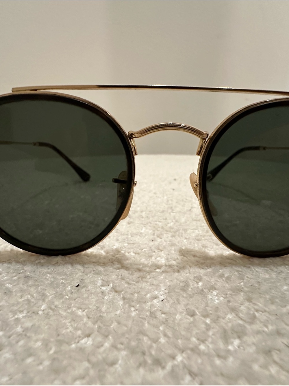 Ray Ban Gold Frame Sunglasses with Dark Green Lenses